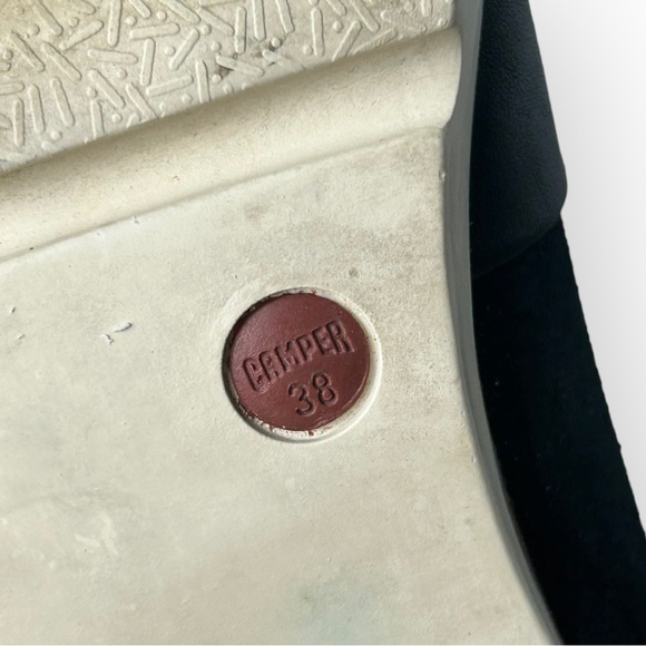 Camper Black and Cream Ankle Boots - Picture 9 of 9